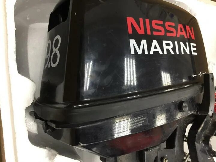 Мотор Nissan Marine NS 9 8. Лодочный мотор Nissan Marine 9.8. Nissan Marine 9.8 шильдик. Nissan Marine 9.9 шильдик. Лодочный мотор ниссан 9.8