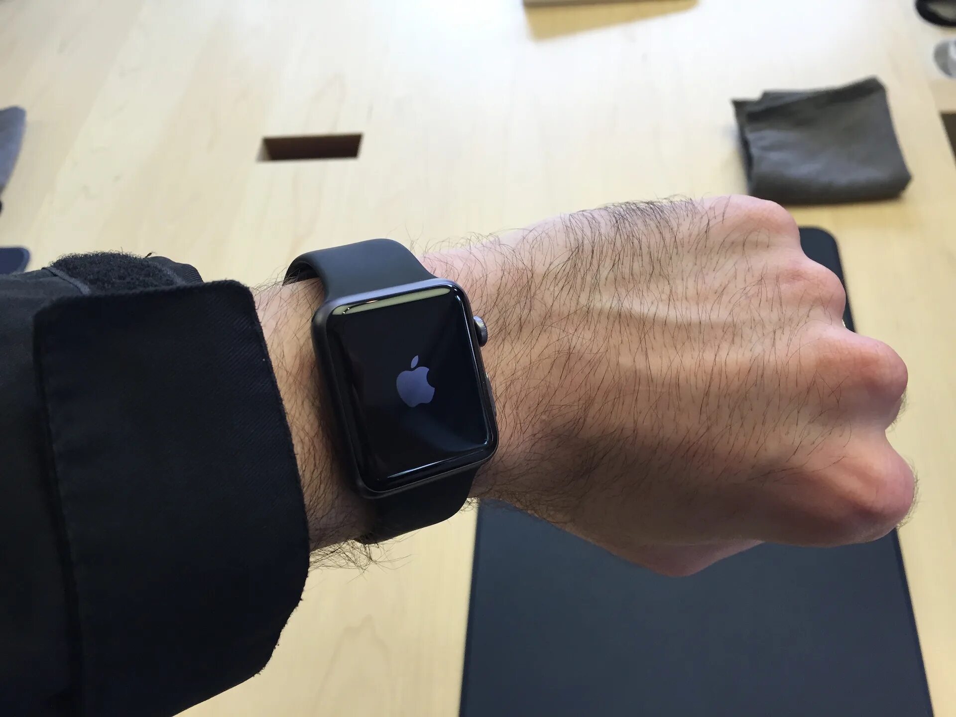 Часы Аппле вотч 7. Часы эпл вотч 2. Apple watch 6 42mm. Часы мужские эпл эпл вотч.