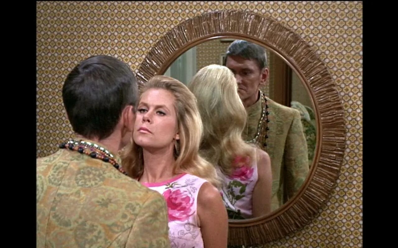 Моя жена меня приворожила 2. Моя жена меня приворожила сериал 1964–1972. моя жена меня приворожила 6 сезон 7 серия. моя жена меня приворожила сериал 1 сезон. элизабет монтгомери kissing.