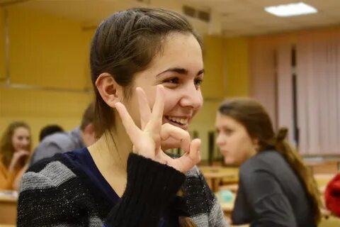 Студенты нарушениями слуха