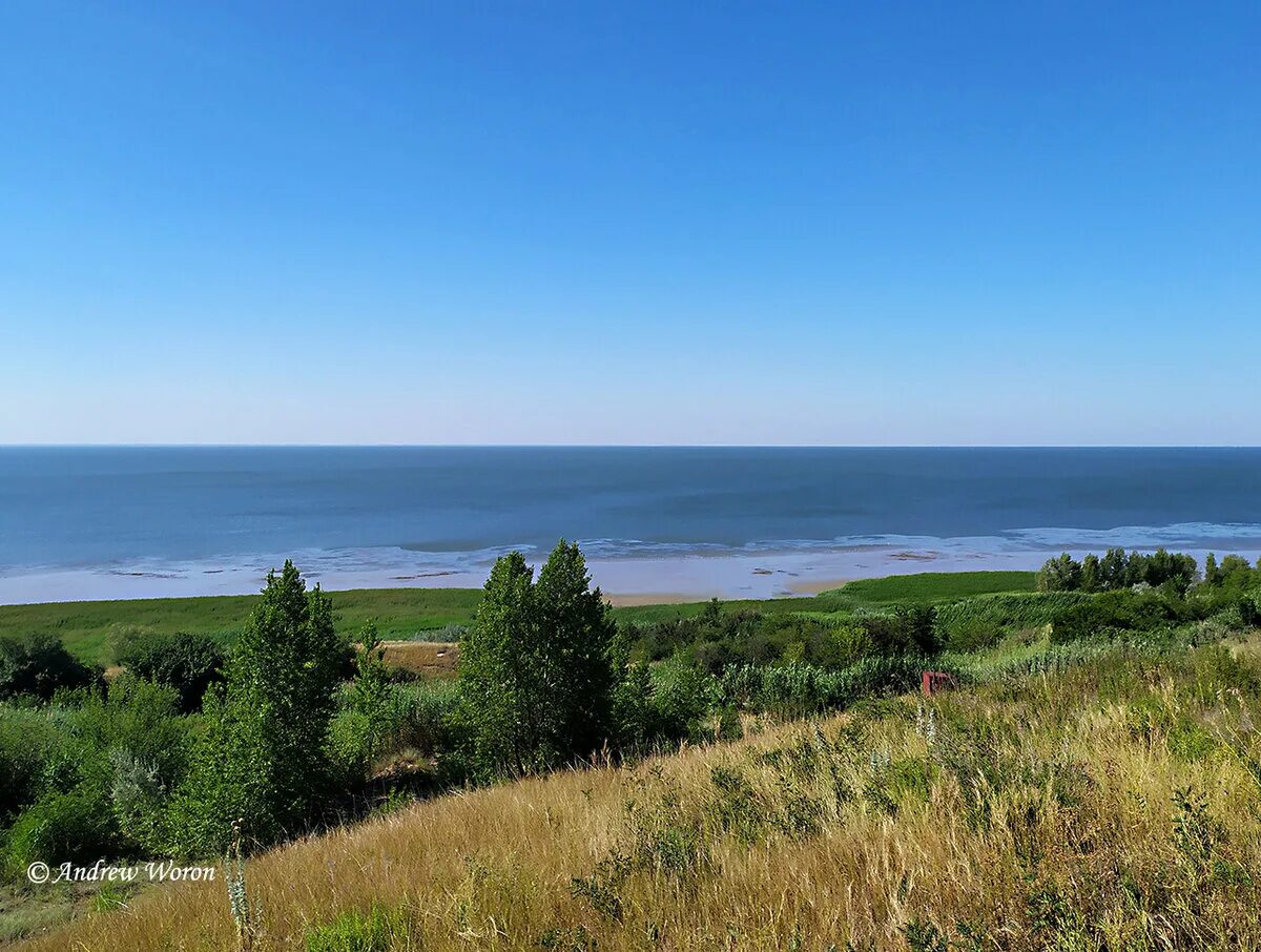 Пос ильич краснодарский край. Ильич азовское морепосёлок. Поселок ильич. Поселок ильич на азовском море. П ильич темрюкский район краснодарский край.