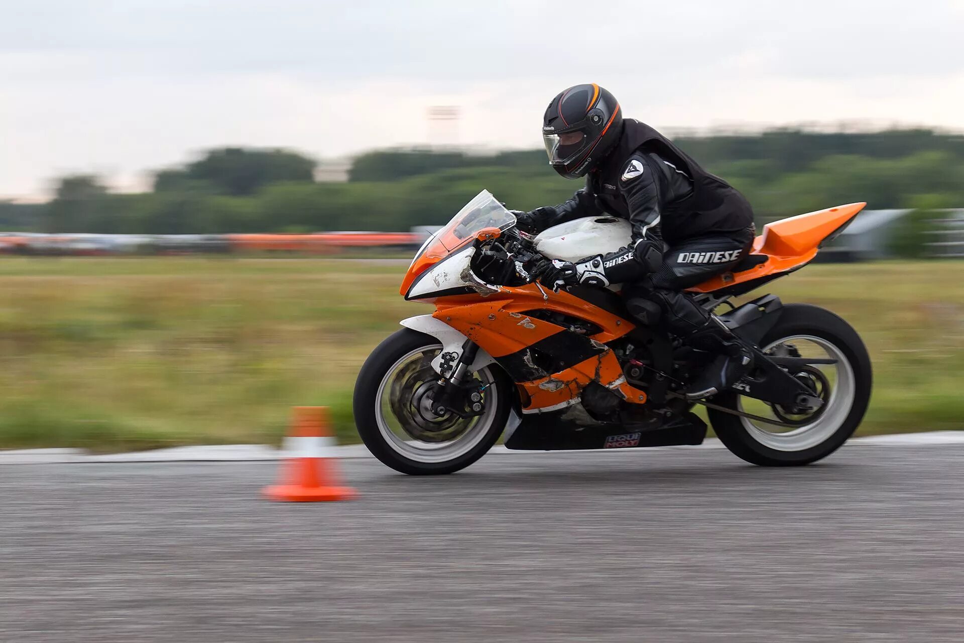 Мотоциклы категории а1. Мотоциклы категории а1. Автошкола на мотоцикл категория. Мотошкола. Вождение мотоцикла.