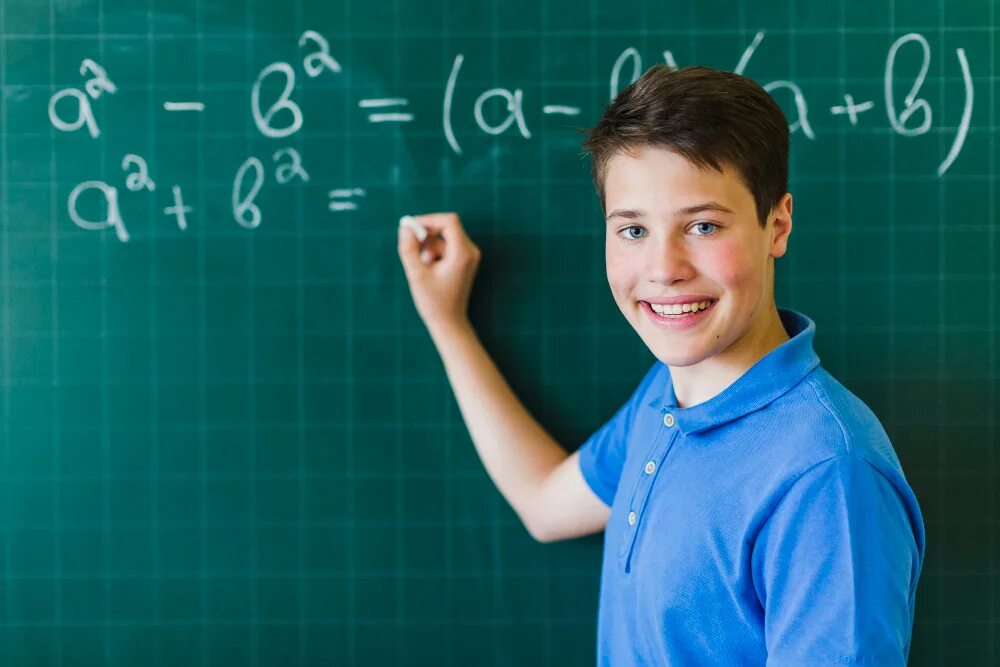 Math course ru. Математика фото. Репетитор математики. Математик. Математические вычисления мальчик.