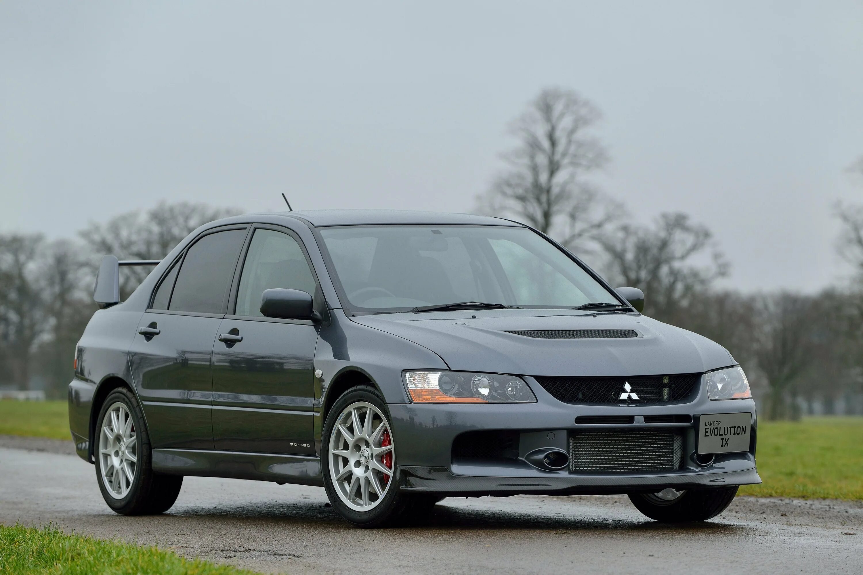 Митсубиси первого поколения. Mitsubishi Lancer Evolution 8 поколения. Mitsubishi Lancer Evolution 1 поколение. Мицубиси Лансер Эволюшн 9. Mitsubishi Lancer Evolution 2 поколение.