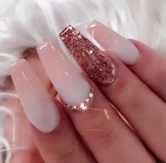 Gloss nails