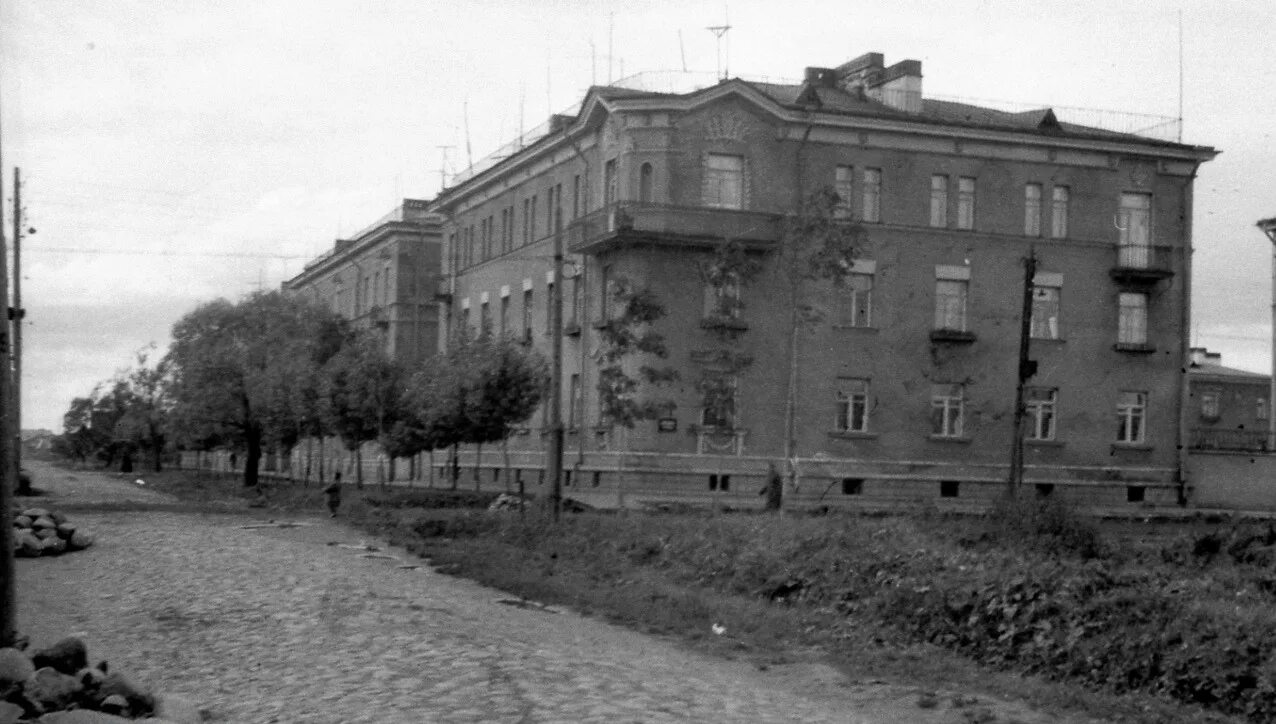 Ул Стахановская Колпино. Ижорская улица Колпино. Колпино 1950. Сталинская архитектура Колпино. Улица ижорская дом