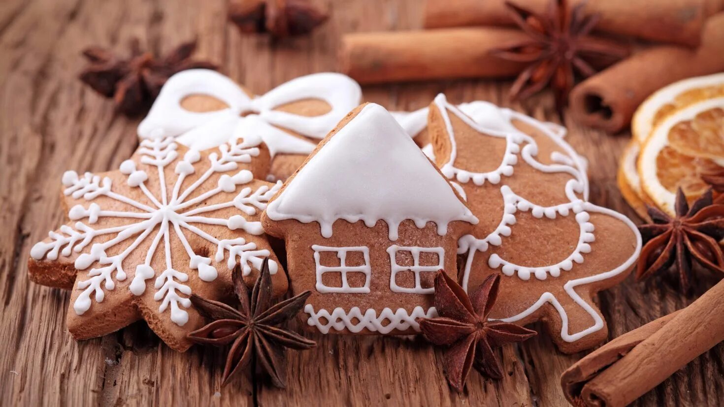 Правильные прян. Имбирные пряники Lebkuchen. Миколайчики (медовые пряники). Имбирные пряники на Рождество. Рождество корица имбирные пряники.