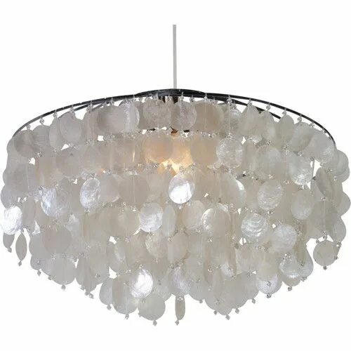 Little clear. Люстра Shell Chandelier 65. Люстра fun 11dm Verner Panton. Люстра из перламутровых раковин. Люстра с ракушками.