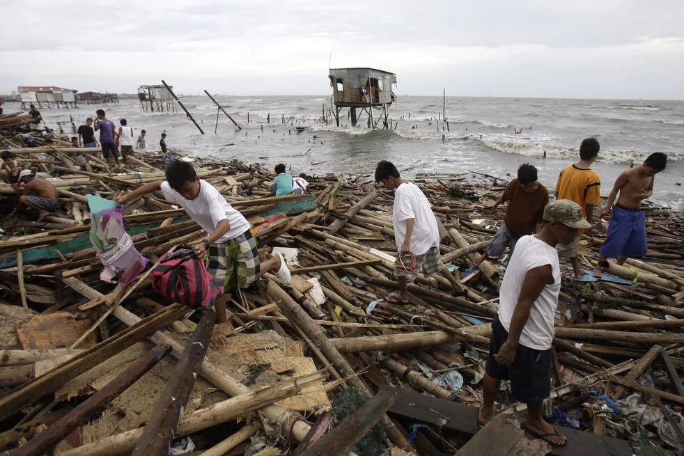 Тайфун Несат на Филиппинах. Бохоль Филиппины Тайфун. Филиппины экология. Влияние природных катастроф на Филиппинах.