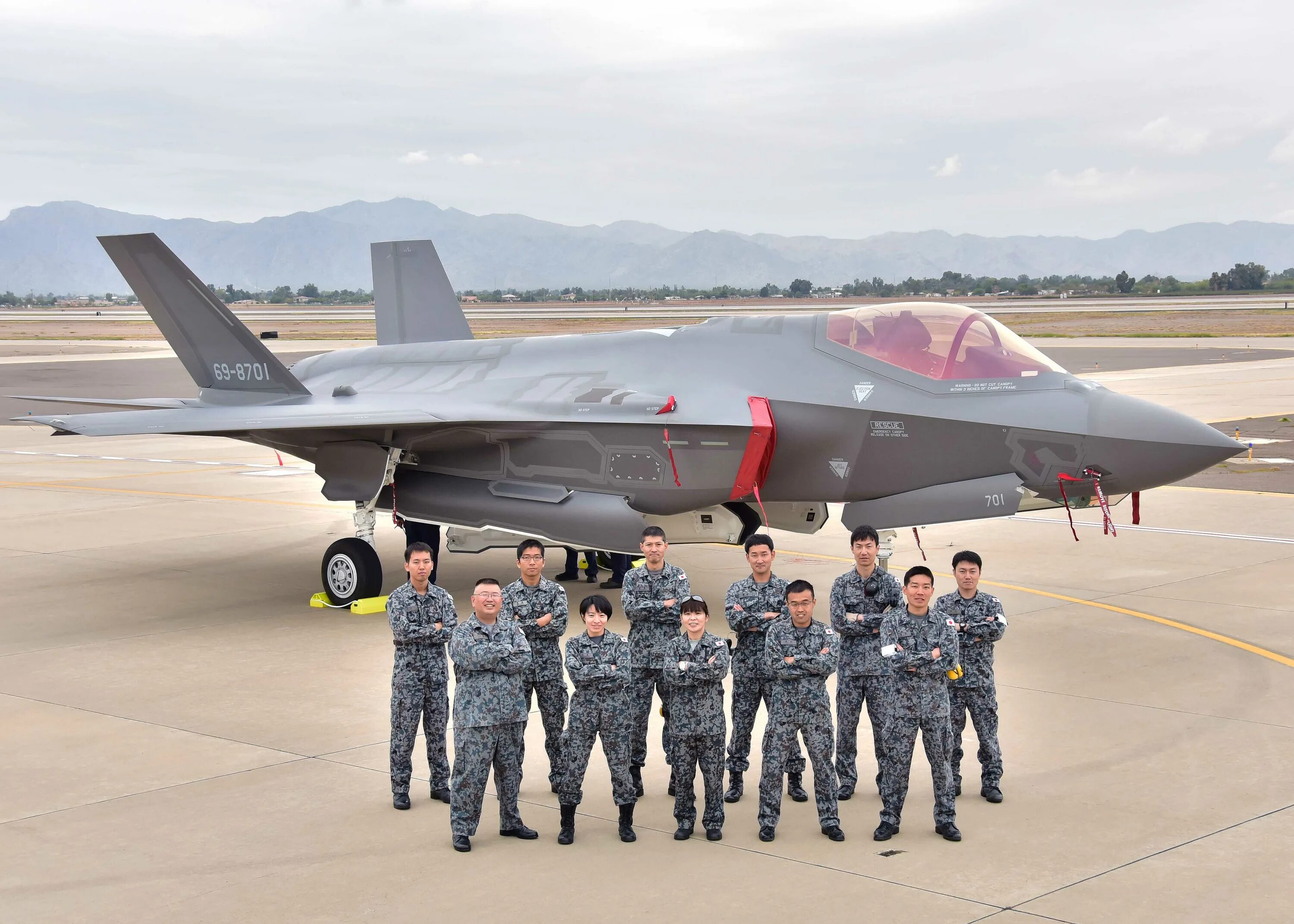 Истребители сейчас. F-35. F 35 Японии. JASDF F-35. F 35 истребитель.