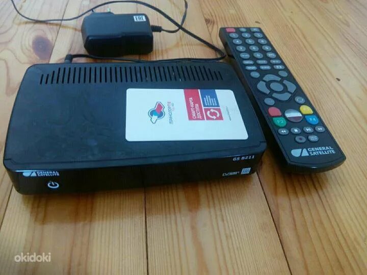 Триколор тв ресивер b211. Ресивер триколор gs в211. Приемник триколор b211. Приемник триколор b211. Приставка триколор gs b211.