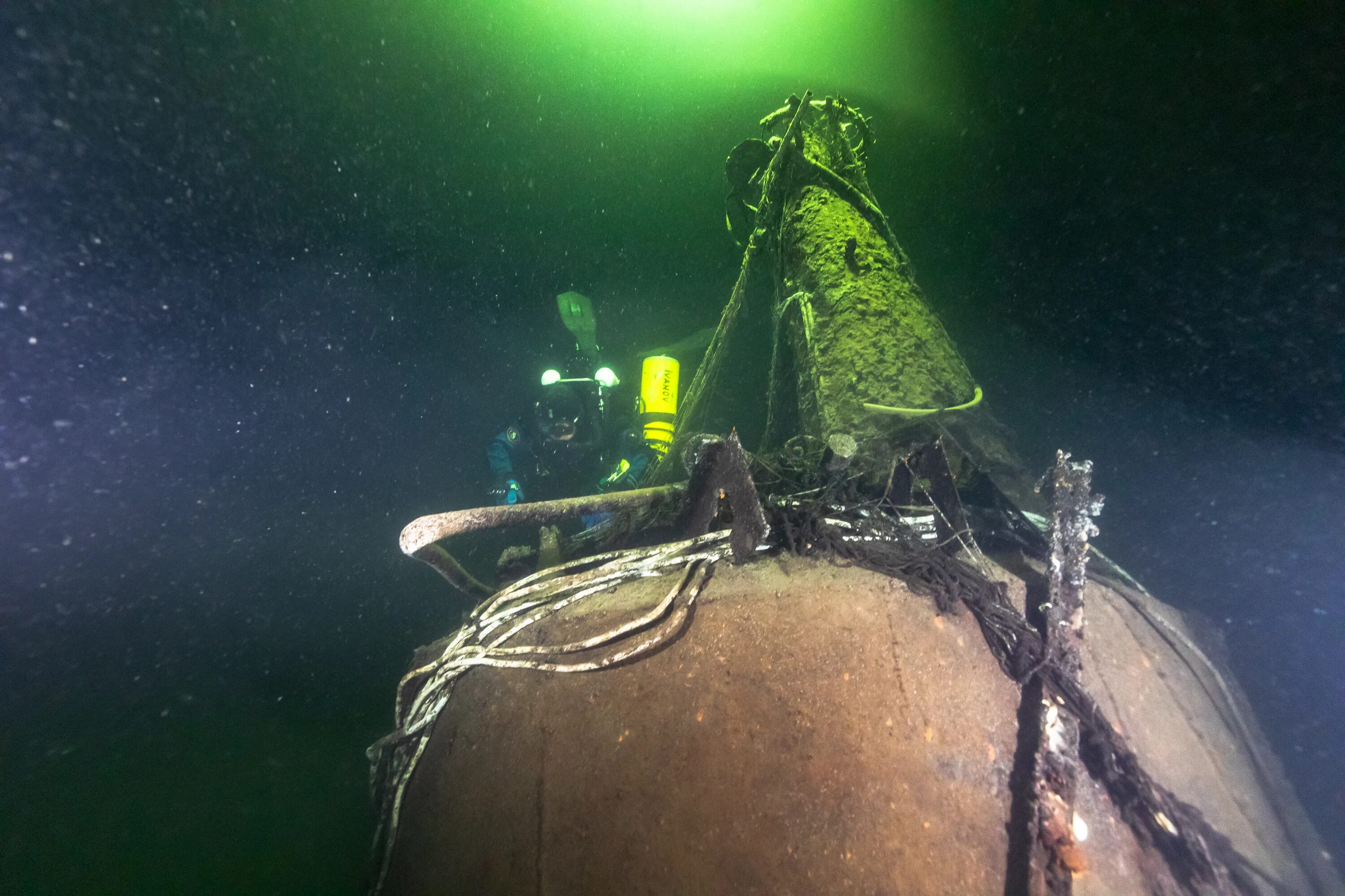 Подводные лодки в балтийском море. Лодка м-96 маринеско. подводная лодка малютка м96. затонувшие подводные лодки. затонувшая подводная лодка.