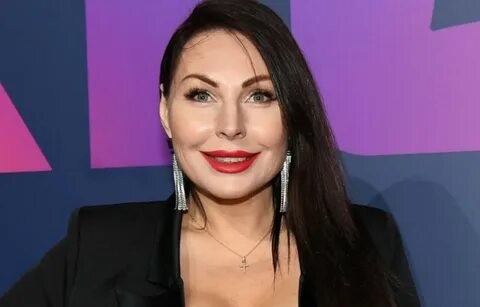 Смотреть Русское порно онлайн: Досы оның лесбиянка досын онымен жыныстық қатынасқа түсуге көндірді.