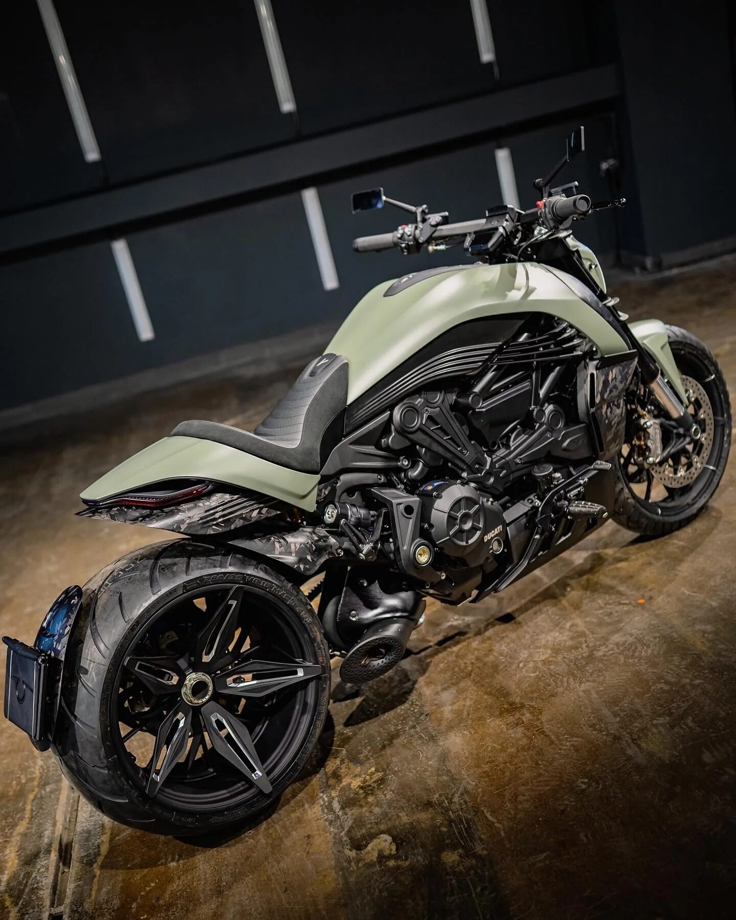 Box39 мотоциклы купить. Box39 XDIAVEL. Harley Davidson box39. Бокс 39 кастом.