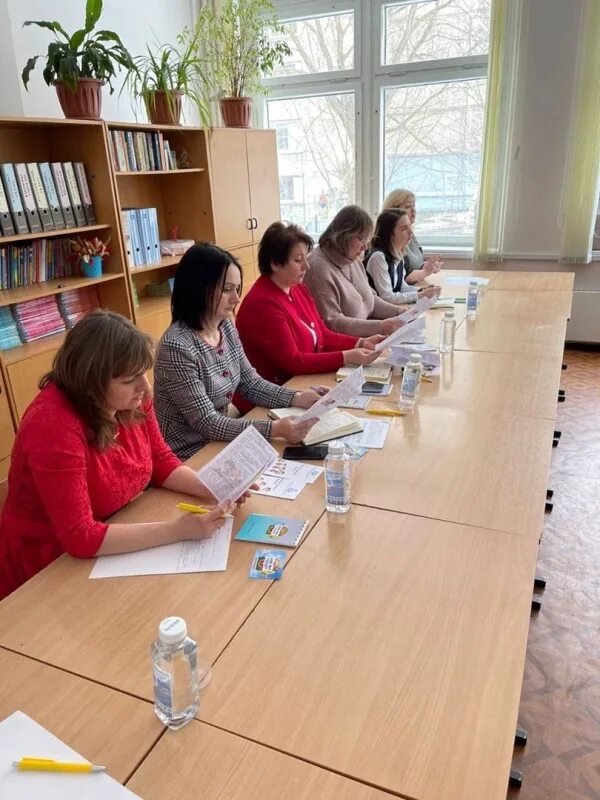 К. Сош 4 краснознаменск. Последний звонок краснознаменск. День земли 2022 эколята. Четвертая школа в краснознаменске.