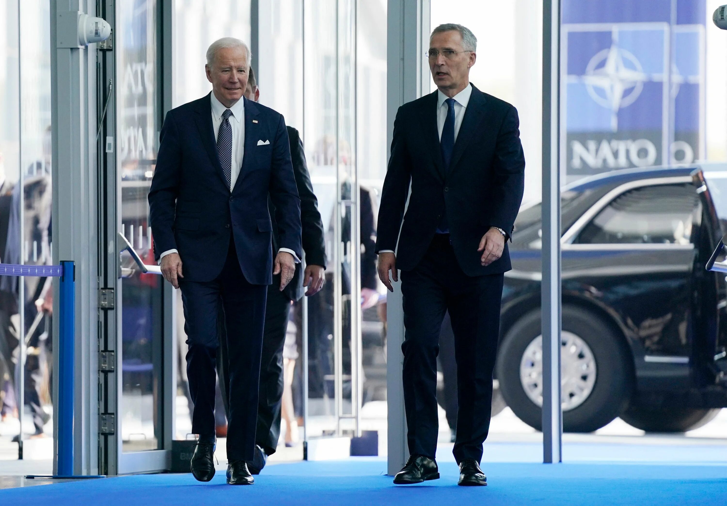 Пелоси 2022. The president important person in our country. Саммит нато в брюсселе байден. The president important person in our country. President show.