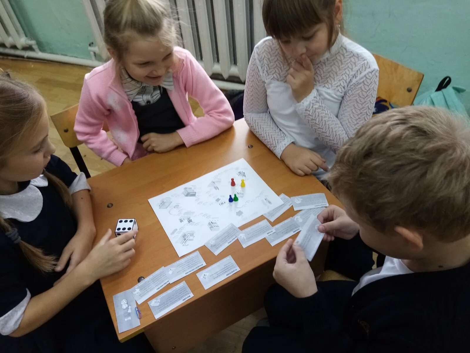 кружки по финансовой грамотности. школа финансовой грамотности для детей. кружки по финансовой грамотности. кружки по финансовой грамотности. занятие по финансовой грамотности.