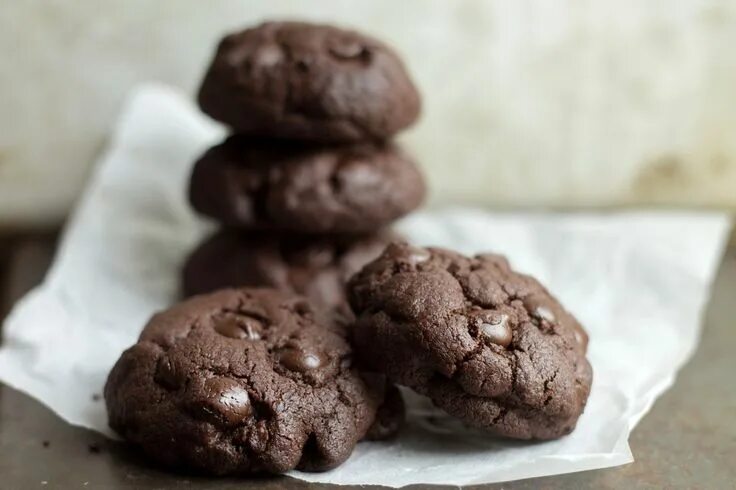 Best ever brownie cookies! Soft, chewy, and fudgy, with tons of chocolate! Easy 