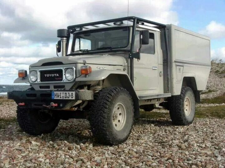 Toyota Land Cruiser Camper. Тойота ЛК 40. Toyota Land Cruiser Expedition Camper. Ниссан Патрол кемпер.