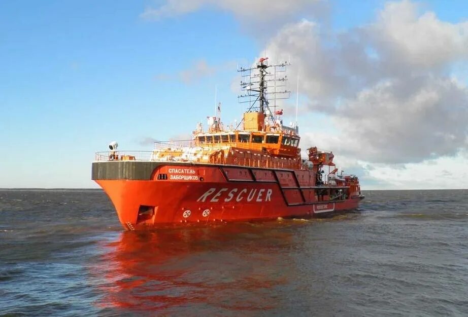 краболовное судно охотск. владивосток работа на судах. владивосток работа на судах. учебно-производственное судно "профессор хлюстин". ямс восток 1.