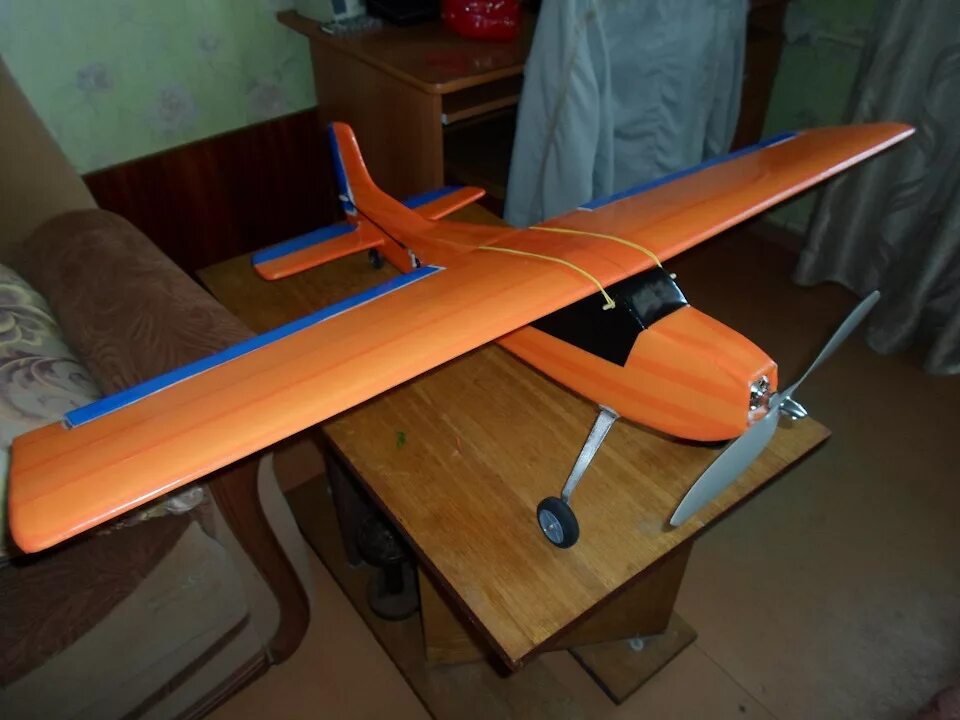 Как сделать самолет на управлении. Авф 124485 самолет радиоуправляемый. самолёт на радиоуправлении своими руками. зума радиоуправляемый самолет. самолёт на пульте управления большой.