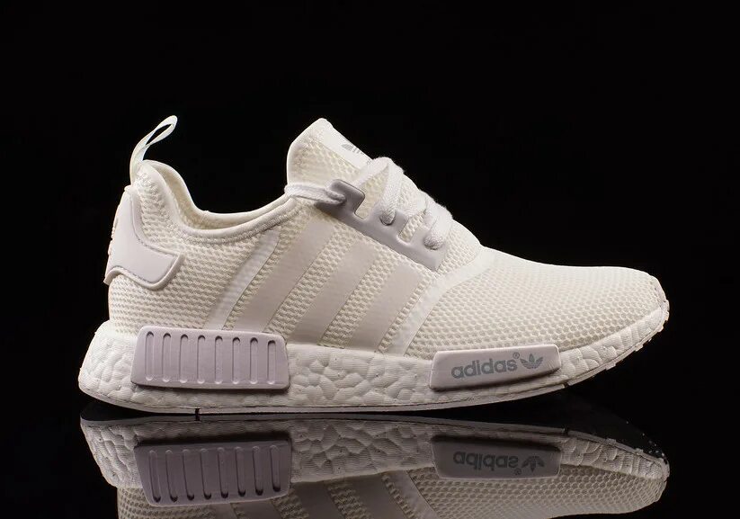 Кроссовки адидас НМД. Adidas NMD r1 женские. Adidas NMD White. Adidas NMD Runner белые. Кроссовки adidas nmd