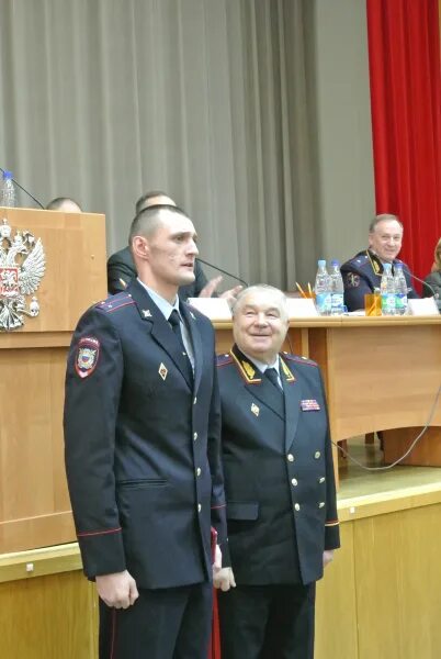 Лазутин УВД по ЮАО. Щипов УВД ЦАО. Начальник полиции ЦАО Щипов. Омвд якиманки