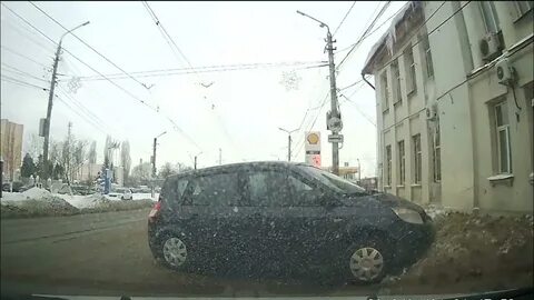 Машину понесло