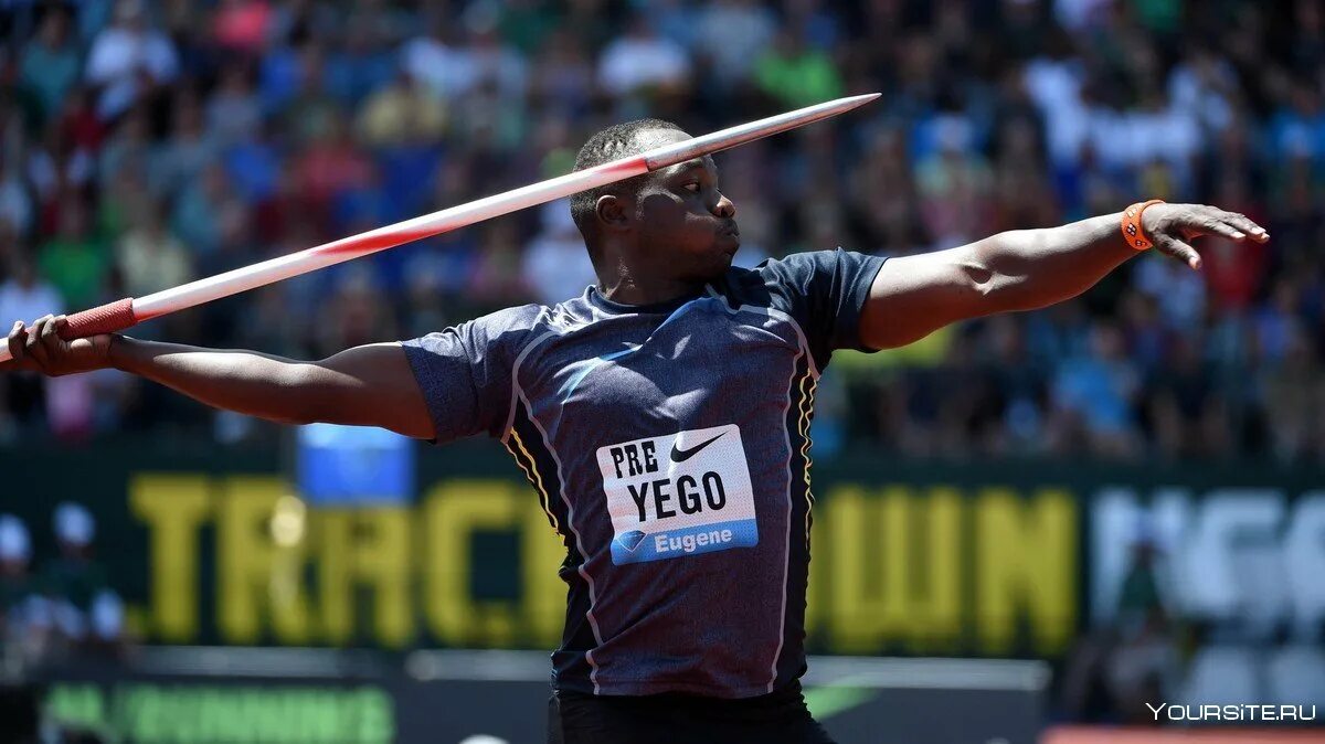 Копье викингов. День копья. Метание копья в легкой атлетике. День копья. Спорт метание копья.