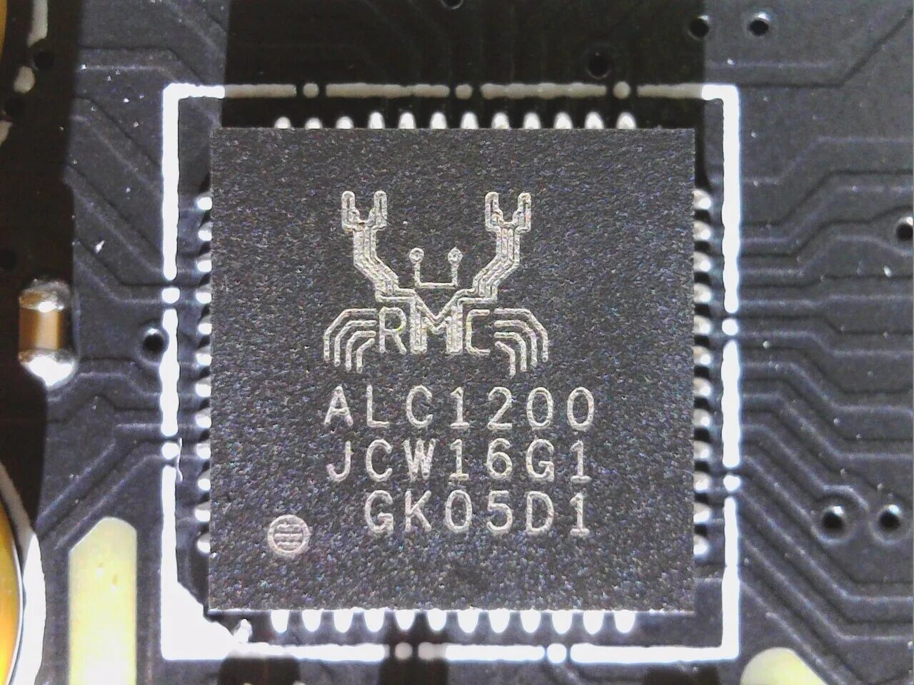 Realtek i2s codec. Realtek alc1220. чип realtek alc889 b3g44g1. alc1200. alc1200 audio ic.