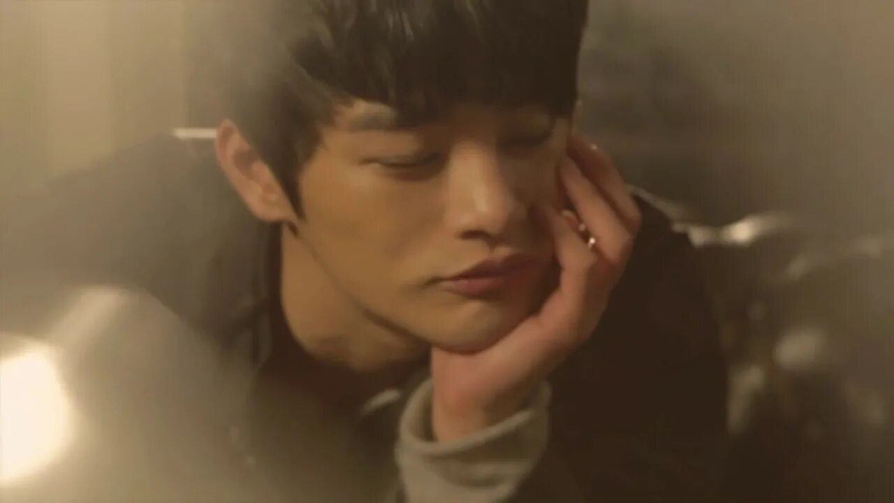 Because you live. SEO in Guk клип OMG. Со ин Гук охота на Волков. Со ин Гук на концерте. Гук ин Цой.