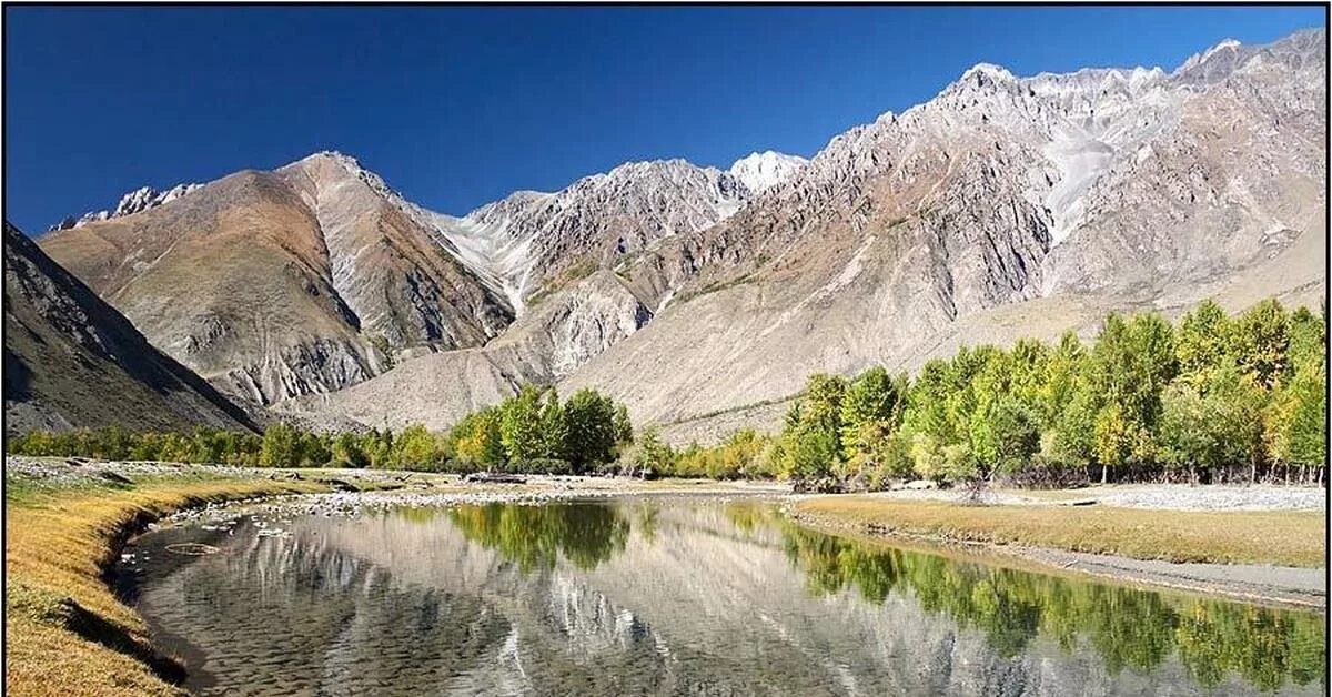 В какой стране находятся горы алтай. "Altai". Алтайский край. Чаган Узун горный Алтай. Казахстан Сарканд горы. Бертекская котловина Алтай.