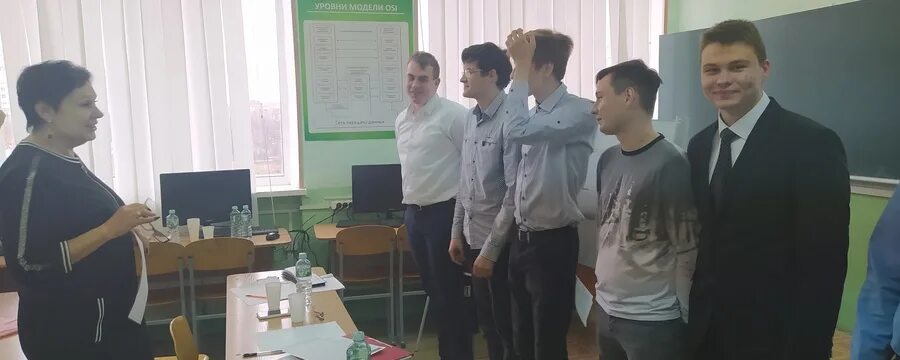 колледжи радиовещания. радиовещание. скр колледж симферополь. радиосвязь, радиовещание и телевидение. теле и радиовещание.