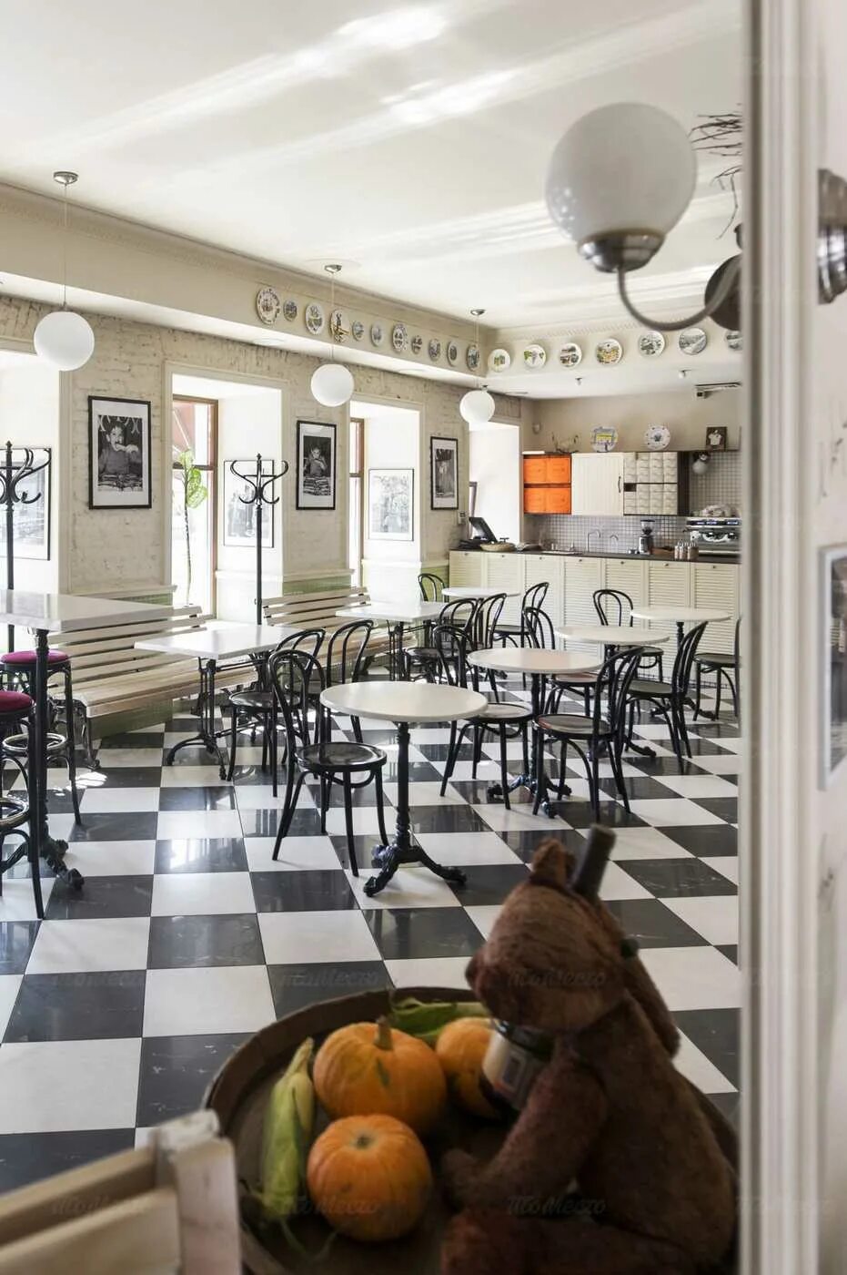 Ресторан антре спб. Ресторан антре спб на никольской. Антре ресторан на грибоедова санкт-петербург. Антре кафе санкт петербург. Кафе антре.