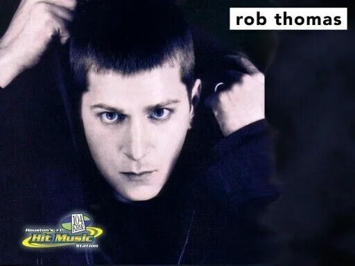 Перевод песни rob. Перевод песни rob. Текст песни show must go on. Biser king dom dom yes yes. Biser king национальность.