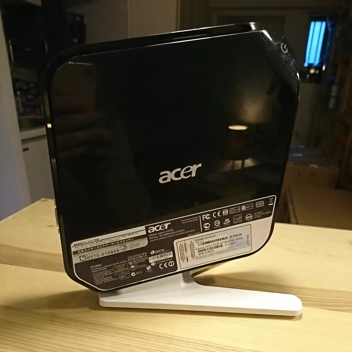 Aspire revo. Acer Aspire Revo r3700. Acer Aspire Revo r. Acer Aspire r3700. Неттоп Acer Aspire r3700 pt seme2.006.