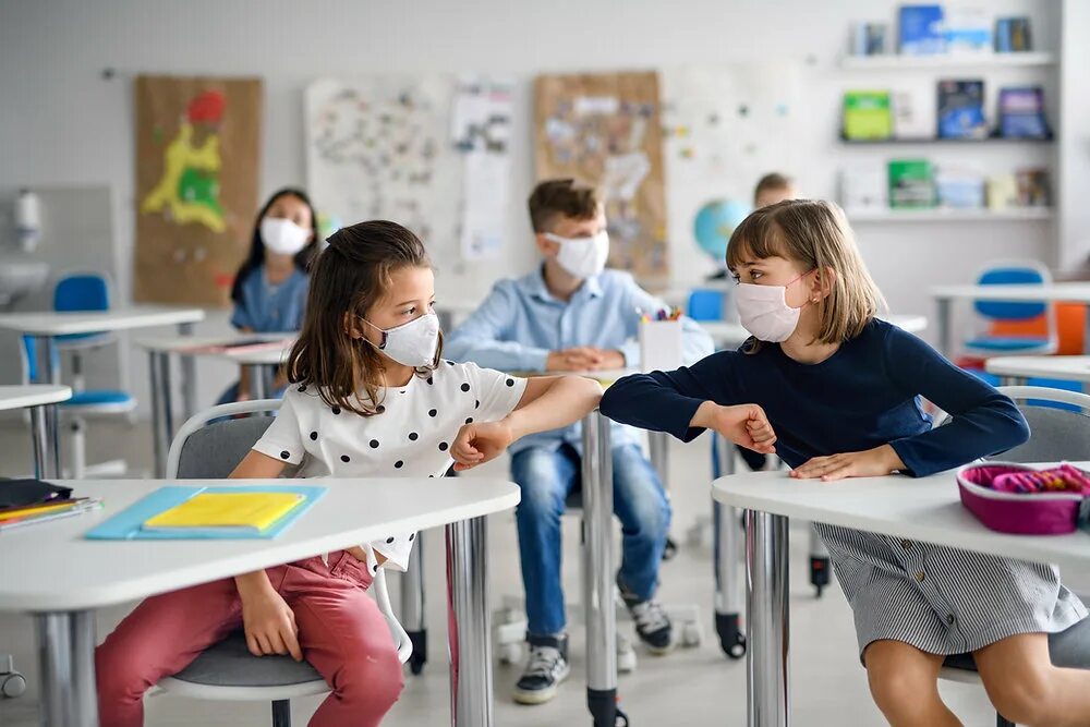 During school. Подготовка ребенка к учебному году. Карантин в школе. Групповые занятия. Карантин в детском саду.