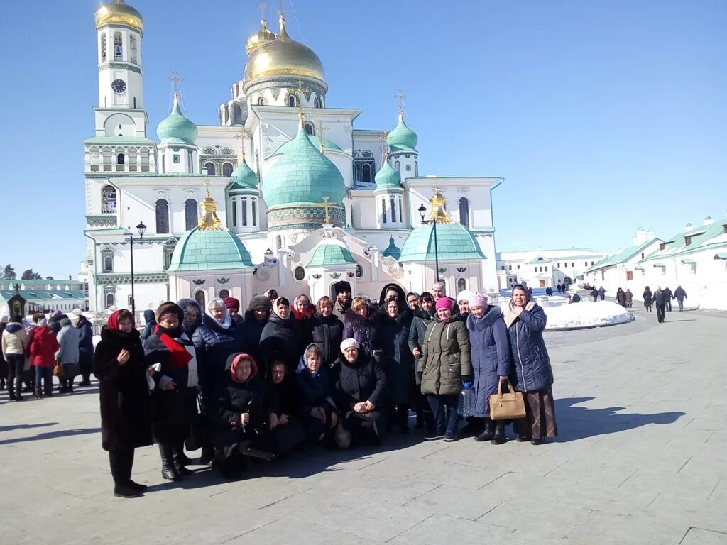 Бараши паломническая. Матрона Московская паломники. Паломнические поездки. Красивые образы для паломников.