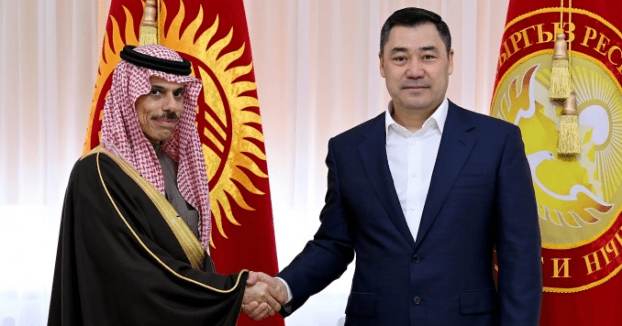 Саудовская аравия и кыргызстан. Саудовская аравия и кыргызстан. Проект города саудии. Аравия и кыргызстан туризм. Саудовская аравия женщины.