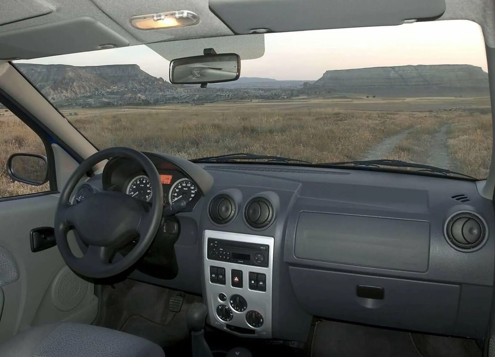 Renault Logan салон 2005. Рено Логан 2005 салон. Dacia Logan 2005 салон. Dacia Logan 2008 салон. Рено логан 1.4 2006 год