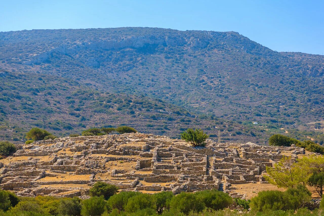 крит минойский дворец. кносский дворец на крите минотавр. древний город на острове крит 5 букв. крит древняя греция. город гурния крит.