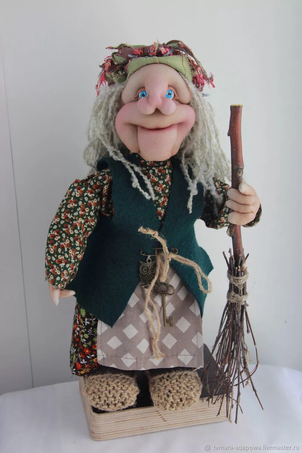 Купить куклу баба. Тростевая кукла баба Яга. Большая баба Яга кукла. Кукла баба Яга Baba Yaga.