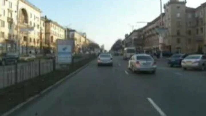 Улица елисейские поля в париже. Какой самый длинный проспект в европе. Столица запорожья. Авеню 9 июля буэнос айрес. Мкад москва.