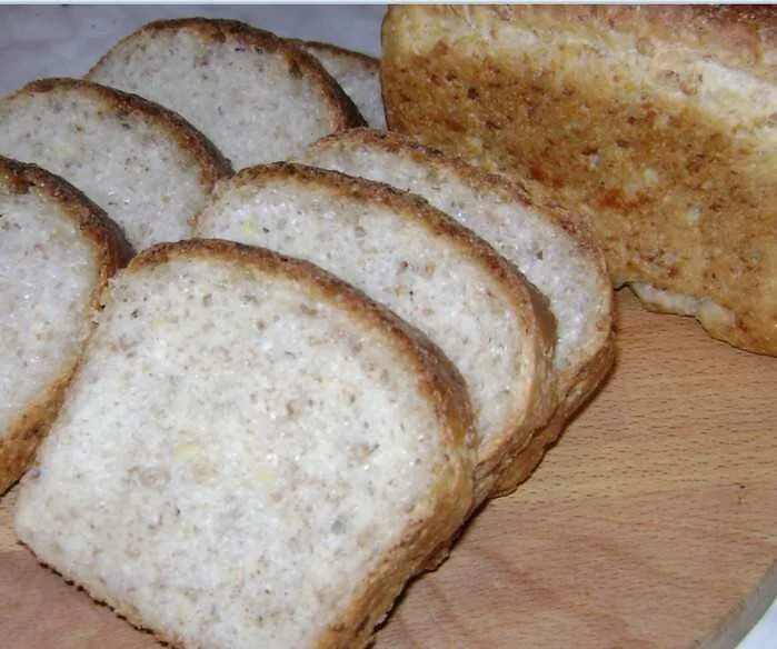 Хлеб из отрубей в духовке. Хлеб пшеничный с отрубями. Хлеб отрубной диетический. Хлеб с отрубями в хлебопечке. Хлеб из ржаной муки с отрубями в духовке.