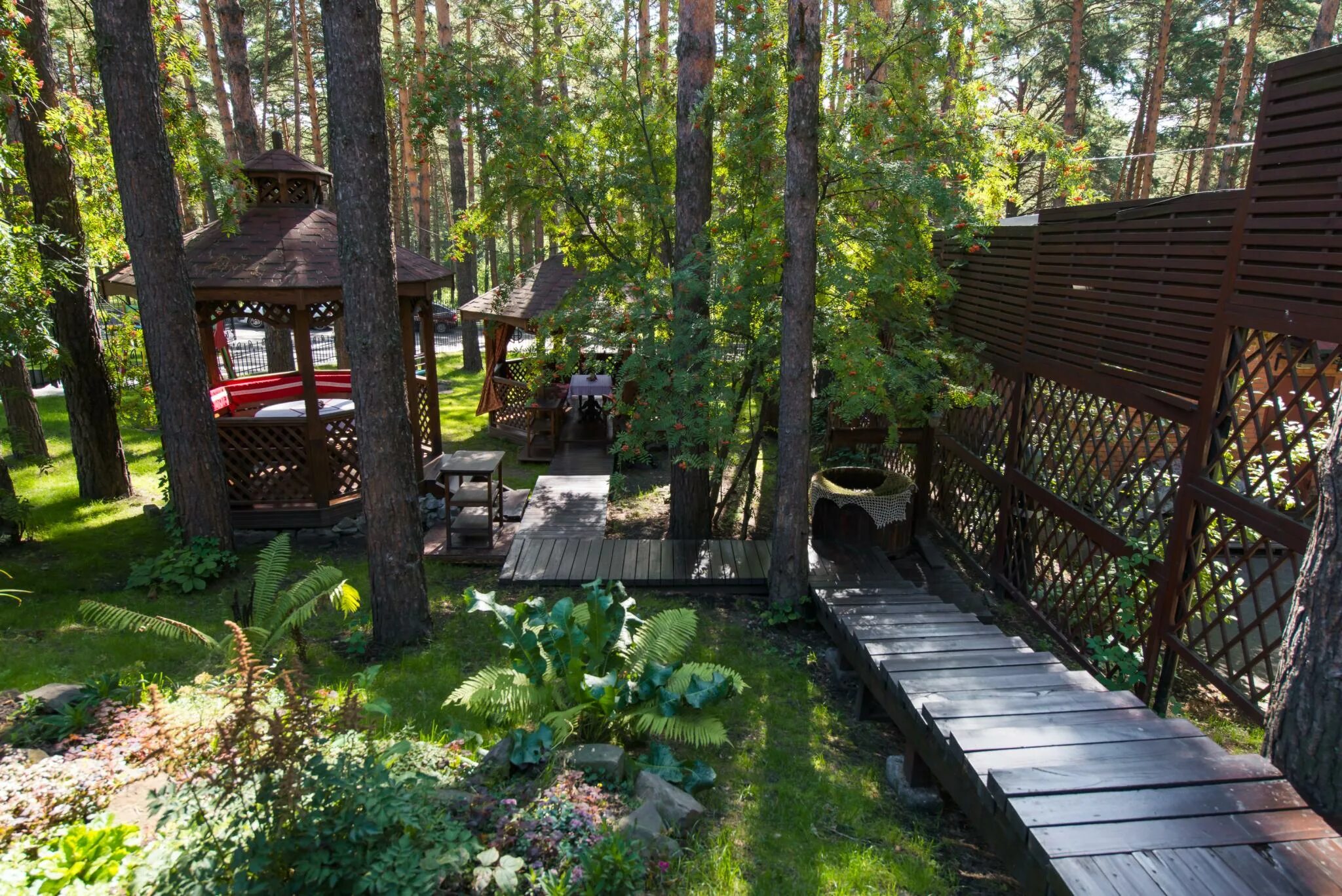 Парк отель грааль кемерово ресторан. Отель грааль кемерово. Отель грааль кемерово. Грааль кемерово парк-отель. Парк грааль.