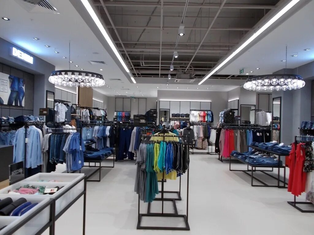 Калининград золла. Золла. Зола пермь. Зола калининград. Zolla.