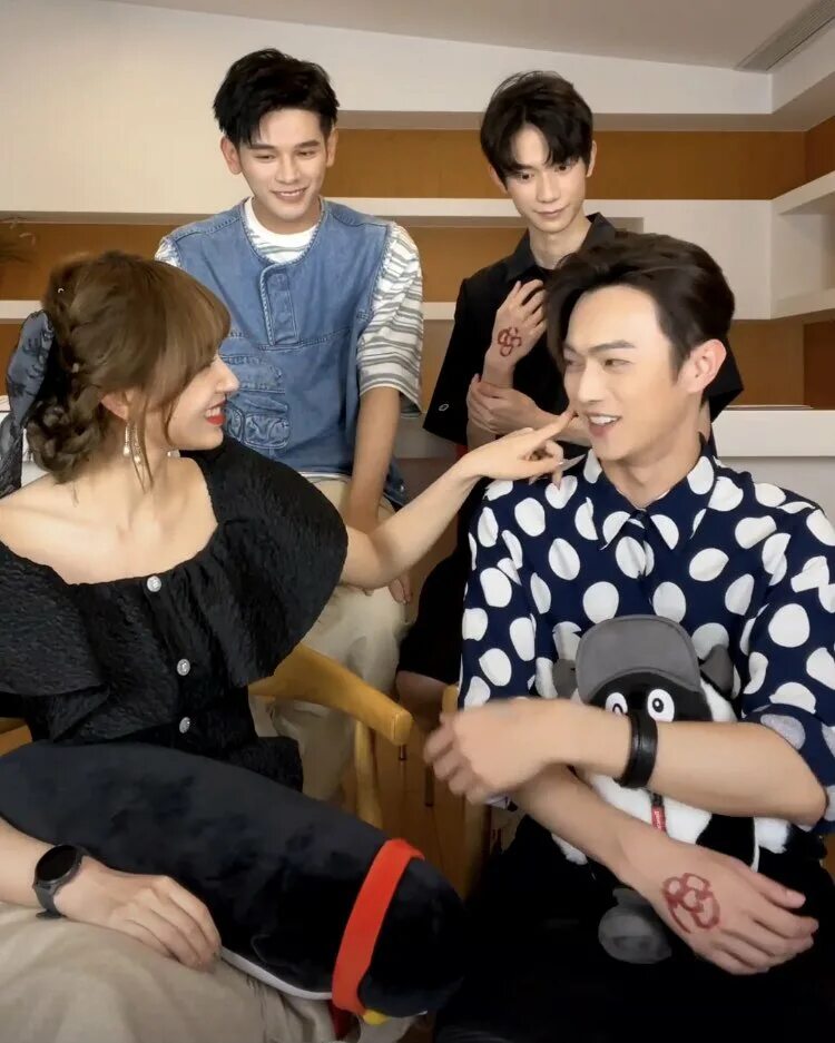 Xu kai and cheng xiao are married. Xu kai and cheng xiao are married