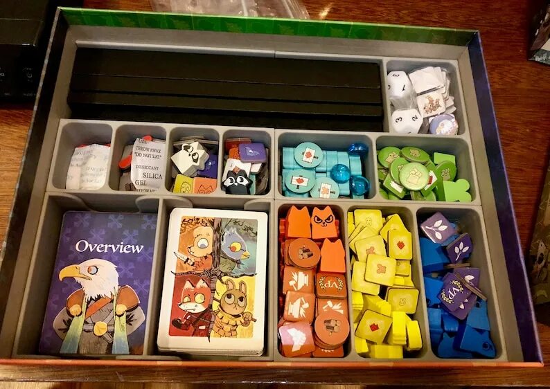 Root board game на андроид. Рут настольная игра. корни настольная игра. root настольная игра арт. корни механизмы настольная игра.