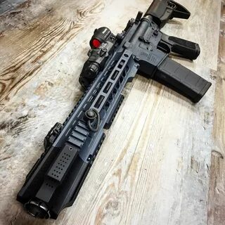 Guns arms