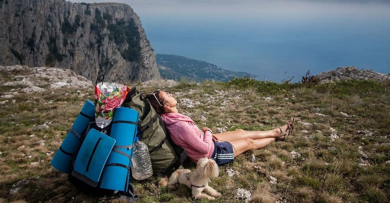 Under travel